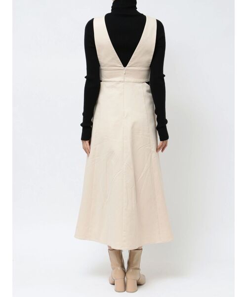 LAGUNAMOON(ラグナムーン)の「サイドカットアウトジャンパースカート(ジャンパースカート・レディース・アイボリー/ブラック・SMALL/MEDIUM)」の6枚目の写真