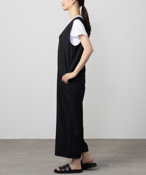 Howdy Marie(ハウディ―マリー)の「Howdy Marie ハウディーマリー Vネックロンパース サロペット(サロペット/オーバーオール・レディース・キャメル/ブラック・L/M)」の9枚目の写真