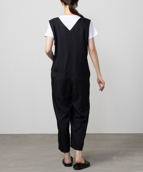 Howdy Marie(ハウディ―マリー)の「Howdy Marie ハウディーマリー Vネックロンパース サロペット(サロペット/オーバーオール・レディース・キャメル/ブラック・L/M)」の10枚目の写真