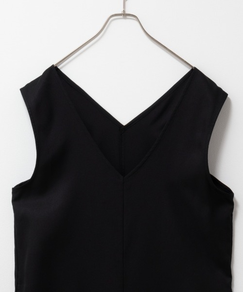 Howdy Marie(ハウディ―マリー)の「Howdy Marie ハウディーマリー Vネックロンパース サロペット(サロペット/オーバーオール・レディース・キャメル/ブラック・L/M)」の4枚目の写真