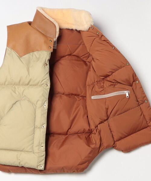 Rocky Mountain FeatherBed（ロッキー マウンテン フェザーベッド）の「ROCKY MOUNTAIN FEATHER BED / ロッキーマウンテンフェザーベッド：CHRISTY VEST：200-232-02[STD]（ダウンベスト・メンズ・タン/ライトブラウン・42）」の3枚目の写真