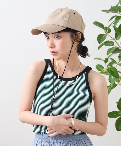 FREAK'S STORE（フリークスストア）の「UVカットコード付き撥水キャップ（キャップ・レディース・ブラック/ベージュ・ONE SIZE）」の9枚目の写真