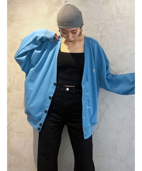 EMODA(エモダ)の「COMPACT LOGO BEANIE(ニットキャップ/ビーニー・レディース・グレー/ブラック・FREE)」の7枚目の写真