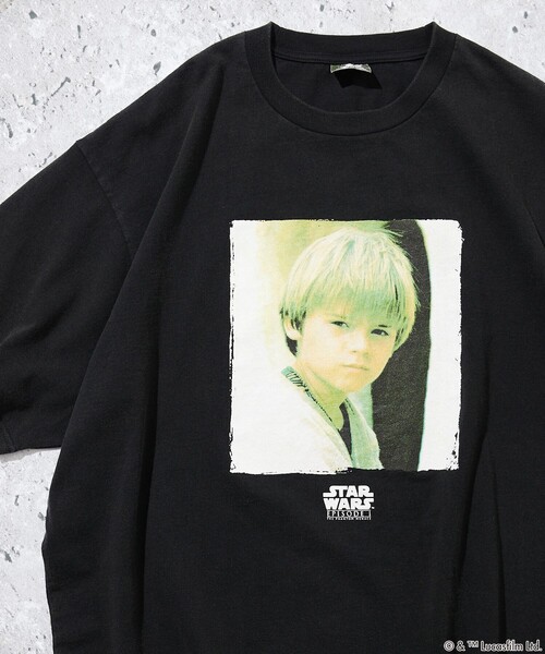 FREAK'S STORE（フリークスストア）の「FREAK’S STORE/フリークスストア STARWARS/スターウォーズ(UP) フロスト加工ショートスリーブTシャツ/半袖/リラックスフィット（Tシャツ/カットソー・メンズ・ホワイト/ブラック・MEDIUM/LARGE）」の2枚目の写真