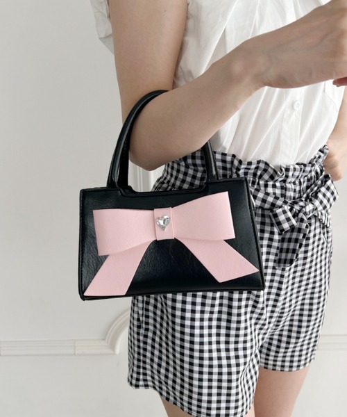 Loueme（ルエム）の「ビッグリボンハンドバッグ（ハンドバッグ・レディース・シルバー/アイボリー/その他2/その他1/ピンク・FREE）」の5枚目の写真