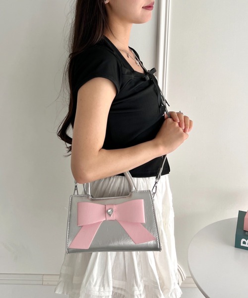 Loueme（ルエム）の「ビッグリボンハンドバッグ（ハンドバッグ・レディース・シルバー/アイボリー/その他2/その他1/ピンク・FREE）」の16枚目の写真
