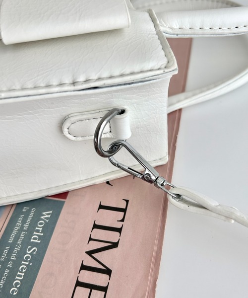 Loueme（ルエム）の「ビッグリボンハンドバッグ（ハンドバッグ・レディース・シルバー/アイボリー/その他2/その他1/ピンク・FREE）」の7枚目の写真