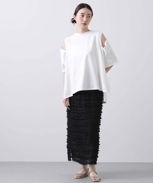 anana(アナナ)の「ショルダースリットカットソー(Tシャツ/カットソー・レディース・チャコールグレー/オフホワイト・FREE)」の19枚目の写真