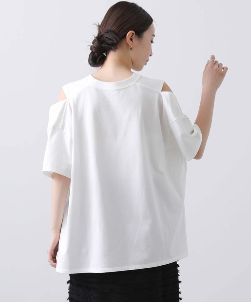 anana(アナナ)の「ショルダースリットカットソー(Tシャツ/カットソー・レディース・チャコールグレー/オフホワイト・FREE)」の16枚目の写真