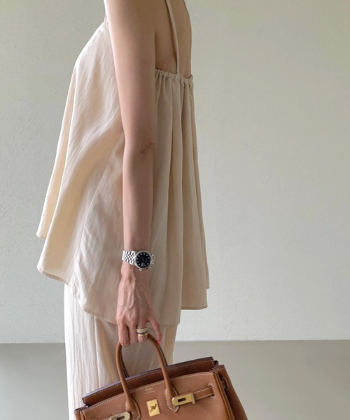 Doula Doula（ドゥーラドゥーラ）の「セットアップ キャミソール&パンツ 2点セット（セットアップ・レディース・ベージュ/ネイビー・FREE）」の7枚目の写真