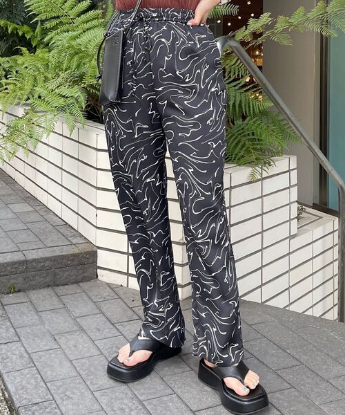 STRATA（エストラータ）の「マーブルドロストパンツ（その他パンツ・レディース・ブラック/パープル/グリーン・ONE SIZE）」の6枚目の写真