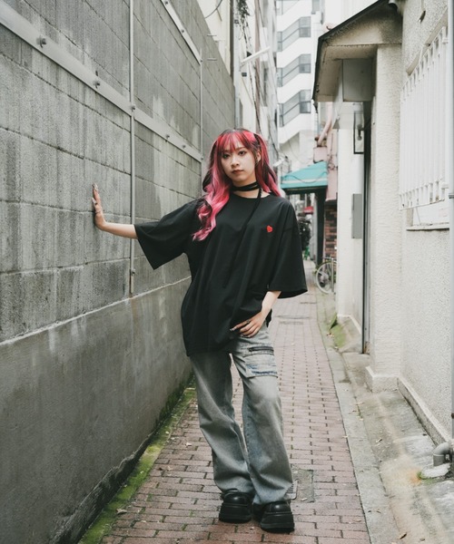 DEVICE(デバイス)の「コットン 100 プレーン ハート ワンポイント ビッグシルエット 刺繍T(Tシャツ/カットソー・レディース・ホワイト/ブラック・FREE)」の8枚目の写真