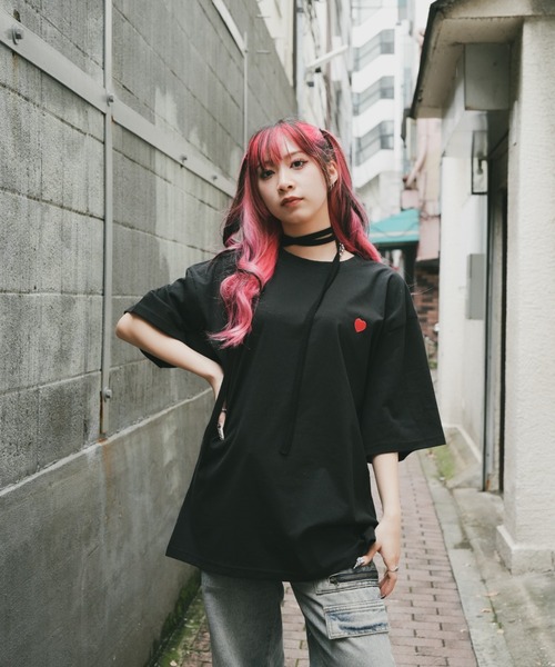 DEVICE(デバイス)の「コットン 100 プレーン ハート ワンポイント ビッグシルエット 刺繍T(Tシャツ/カットソー・レディース・ホワイト/ブラック・FREE)」の5枚目の写真