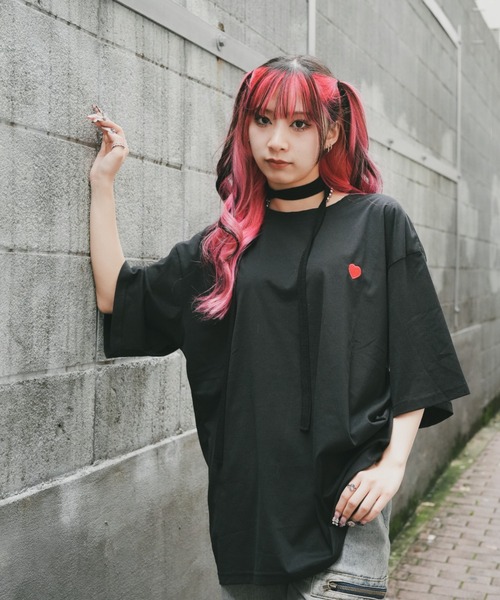 DEVICE(デバイス)の「コットン 100 プレーン ハート ワンポイント ビッグシルエット 刺繍T(Tシャツ/カットソー・レディース・ホワイト/ブラック・FREE)」の3枚目の写真