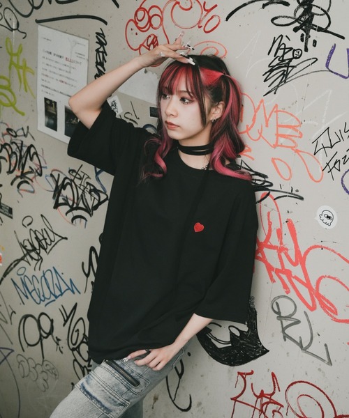DEVICE(デバイス)の「コットン 100 プレーン ハート ワンポイント ビッグシルエット 刺繍T(Tシャツ/カットソー・レディース・ホワイト/ブラック・FREE)」の13枚目の写真