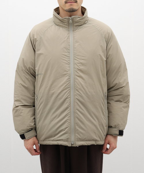 B.C STOCK(ベーセーストック)の「PADDED STAND JKT(ダウンジャケット/コート・メンズ・グリーン/オリーブ/スミクロ・LARGE/MEDIUM)」の16枚目の写真