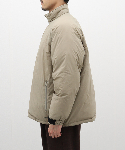 B.C STOCK(ベーセーストック)の「PADDED STAND JKT(ダウンジャケット/コート・メンズ・グリーン/オリーブ/スミクロ・LARGE/MEDIUM)」の17枚目の写真