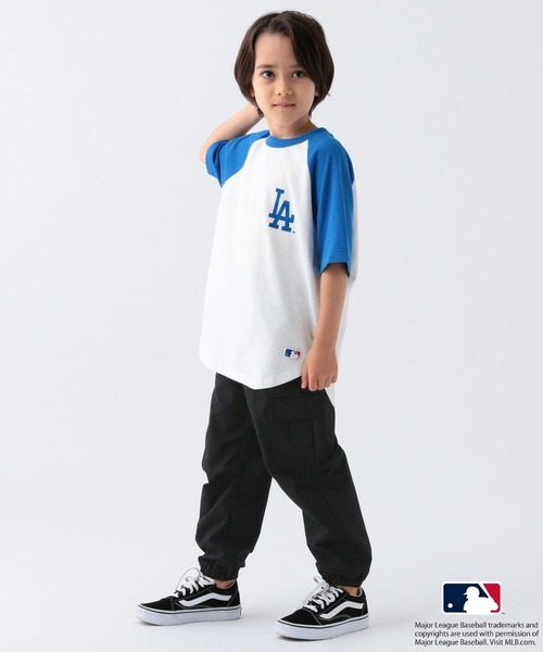 BAYFLOW（ベイフロー）の「[ウエストサイズ調整可] ワイドカーゴパンツ(KIDS）（カーゴパンツ・キッズ・ブルー/カーキ/ブラック/ピンク・130cm/120cm/110cm/150cm/140cm）」の7枚目の写真