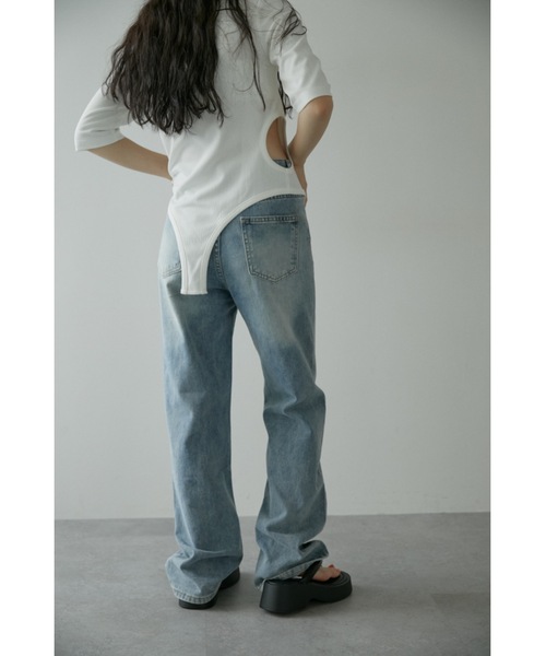 DRWCYS(ドロシーズ)の「ストレートワイドデニムパンツ(デニムパンツ・レディース・ブルー・MEDIUM/SMALL)」の8枚目の写真