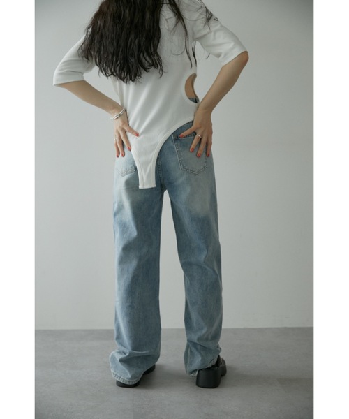 DRWCYS(ドロシーズ)の「ストレートワイドデニムパンツ(デニムパンツ・レディース・ブルー・MEDIUM/SMALL)」の10枚目の写真