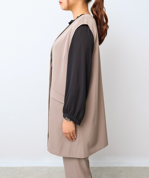 fleur by mint breeze(フルールバイミントブリーズ)の「【L~5L 大きいサイズ】サテンロングジレ(ベスト・レディース・ブラック/カーキ・3L/LL/5L/4L/L)」の9枚目の写真