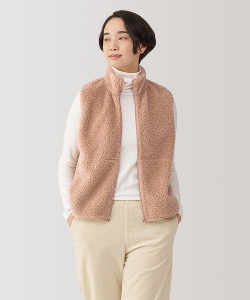 無印良品（ムジルシリョウヒン）の「婦人　ボアフリースベスト（ベスト・レディース・スモークピンク/アイボリー/ダークネイビー/ライトグリーン・XL/L/M/S）」の4枚目の写真