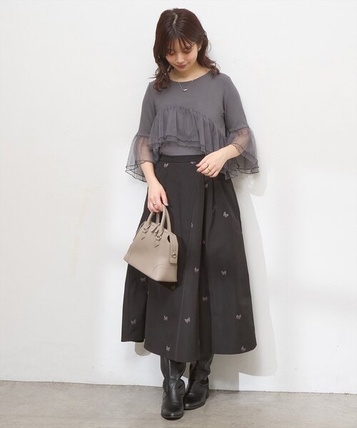 natural couture(ナチュラルクチュール)の「osonoアシメチュール切替カットソートップス(Tシャツ/カットソー・レディース・オフホワイト/グレー/モカ・FREE)」の12枚目の写真