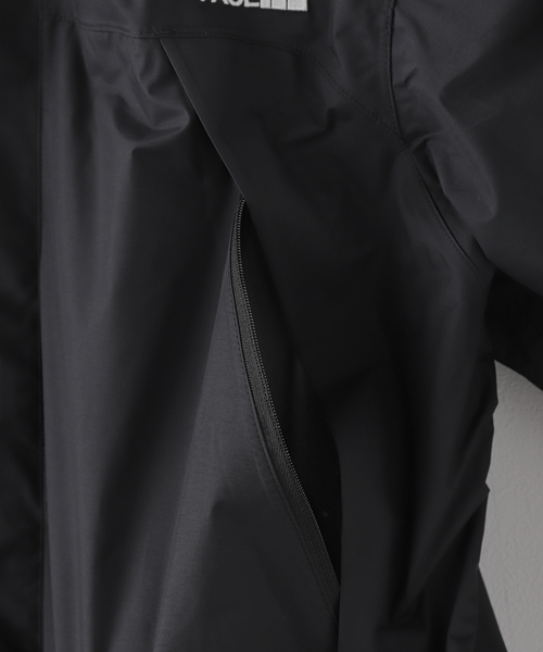 THE NORTH FACE(ザノースフェイス)の「《WEB限定》【THE NORTH FACE / ザ ノースフェイス】Dot Shot Jacket(マウンテンパーカー・メンズ・グレー/ブラック/ネイビー・X-LARGE/LARGE/MEDIUM)」の10枚目の写真