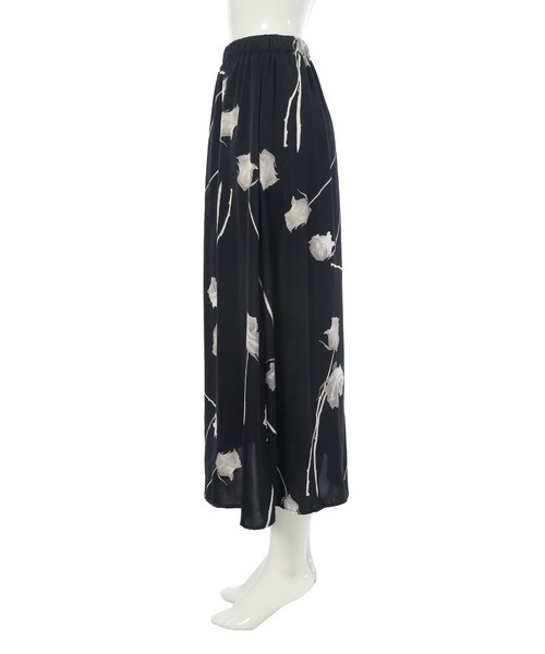 fifth（フィフス）の「モノトーンフラワープリントスカート（スカート・レディース・ブラック/アイボリー・M）」の4枚目の写真