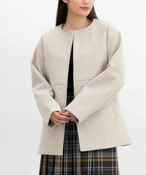 Honeys（ハニーズ）の「【抗菌防臭・静電気軽減】ノーカラーコート（ノーカラーコート・レディース・アイボリー/ブラック/ネイビー/モカ/ベージュ・S/M/L/LL/3L）」の4枚目の写真