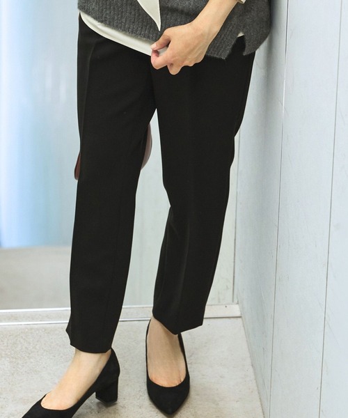 qualite（カリテ）の「【美脚シルエット】ダブルクロスセンタープレスパンツ/オフィスカジュアル（スラックス・レディース・グレー/ブルー/アイボリー/ブラック・34/36/38/40）」の5枚目の写真