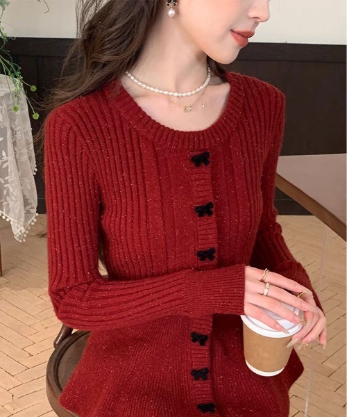 kirakiraShop(キラキラショップ)の「リボン ボタン ペプラム ラメ ニット プルオーバー(ニット/セーター・レディース・ブラック/ホワイト/レッド・FREE)」の7枚目の写真