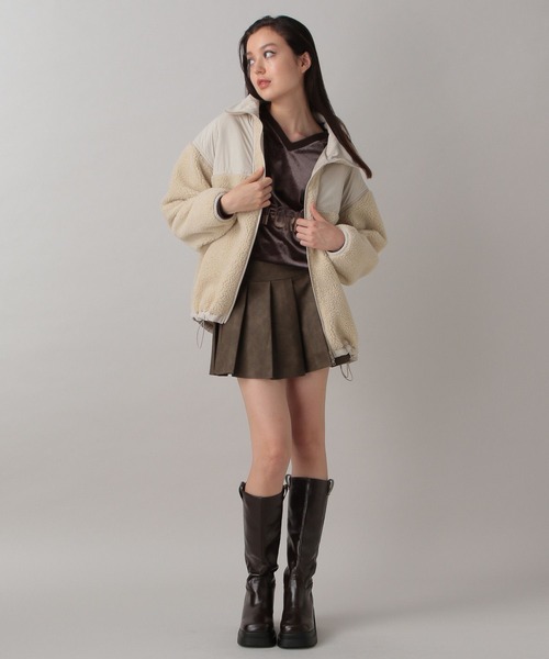 FOREVER 21（フォーエバー トゥエンティーワン）の「【2024FW】ボアスタンドブルゾン（ブルゾン・レディース・アイボリー/チャコールグレー・FREE）」の6枚目の写真