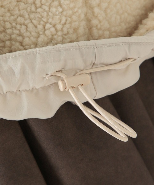 FOREVER 21（フォーエバー トゥエンティーワン）の「【2024FW】ボアスタンドブルゾン（ブルゾン・レディース・アイボリー/チャコールグレー・FREE）」の19枚目の写真