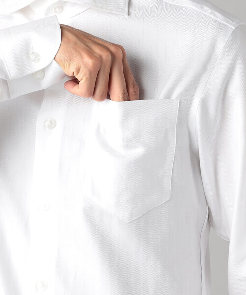COMME CA MEN(コムサメン)の「コットンヘリンボーン カッタウェイカラードレスシャツ (ホワイト)(シャツ/ブラウス・メンズ・ホワイト・M/L/S)」の4枚目の写真