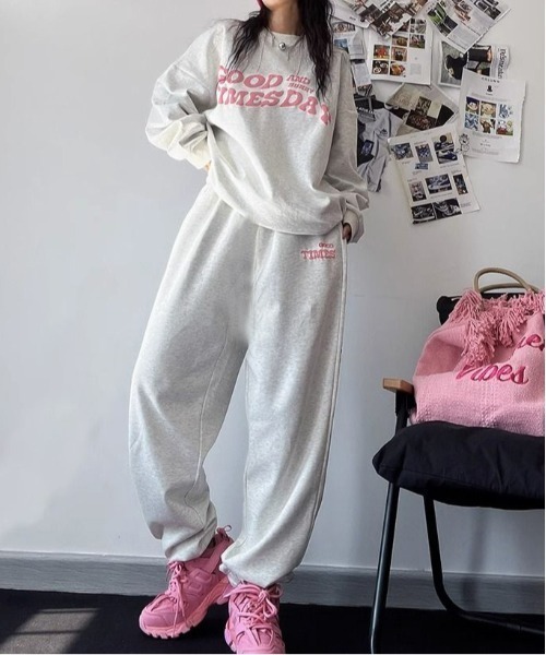 gossip!ロサンゼルス(ゴシップロサンゼルス)の「ビッグシルエットクルースウェット&スウェットワイドパンツ ルームウェア セットアップ 【普段着でもルームウェアでも】(ルームウェア/パジャマ・レディース・グレー・M/L/XL)」の7枚目の写真