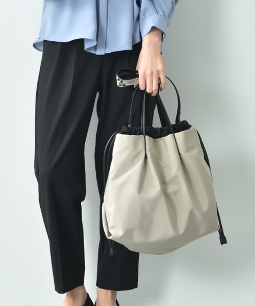 INTERPLANET（インタープラネット）の「ナイロンアニマルベルトＢＡＧ（ショルダーバッグ・レディース・ベージュ/ブラック・フリー）」の2枚目の写真