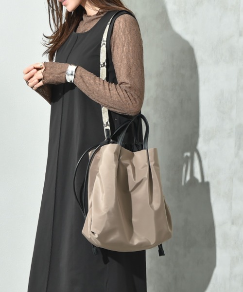 INTERPLANET(インタープラネット)の「ナイロンアニマルベルトBAG(ショルダーバッグ・レディース・ベージュ/ブラック/カーキ/グレイッシュベージュ・フリー)」の19枚目の写真