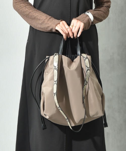 INTERPLANET(インタープラネット)の「ナイロンアニマルベルトBAG(ショルダーバッグ・レディース・ベージュ/ブラック/カーキ/グレイッシュベージュ・フリー)」の18枚目の写真