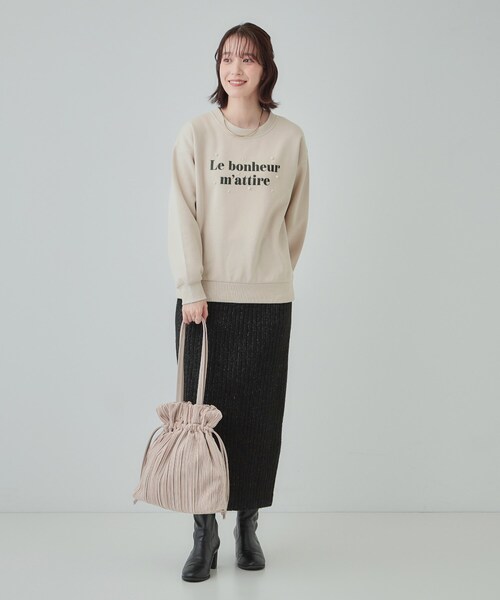 DRESKIP(ドレスキップ)の「【S-LL】フェイクパール付きロゴ裏起毛トップス(Tシャツ/カットソー・レディース・ベージュ/ネイビー/チャコールグレー・01/02/03/04)」の15枚目の写真
