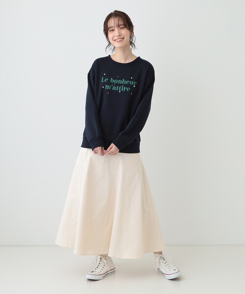 DRESKIP(ドレスキップ)の「【S-LL】フェイクパール付きロゴ裏起毛トップス(Tシャツ/カットソー・レディース・ベージュ/ネイビー/チャコールグレー・01/02/03/04)」の11枚目の写真