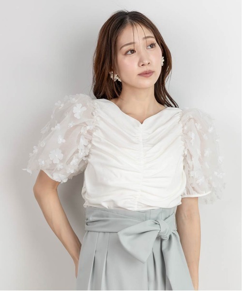 RANDA（ランダ）の「【Flower Collection】3Dフラワーシャーリングトップス（Tシャツ/カットソー・レディース・ベージュ/ブラック/ホワイト・FREE）」の8枚目の写真