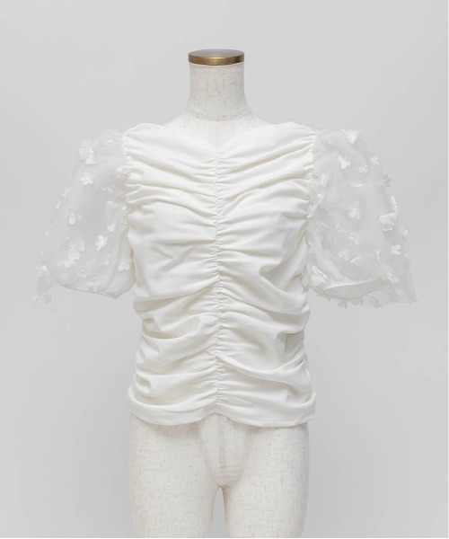 RANDA（ランダ）の「【Flower Collection】3Dフラワーシャーリングトップス（Tシャツ/カットソー・レディース・ベージュ/ブラック/ホワイト・FREE）」の17枚目の写真