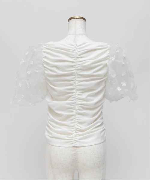 RANDA（ランダ）の「【Flower Collection】3Dフラワーシャーリングトップス（Tシャツ/カットソー・レディース・ベージュ/ブラック/ホワイト・FREE）」の19枚目の写真