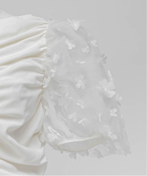 RANDA（ランダ）の「【Flower Collection】3Dフラワーシャーリングトップス（Tシャツ/カットソー・レディース・ベージュ/ブラック/ホワイト・FREE）」の21枚目の写真