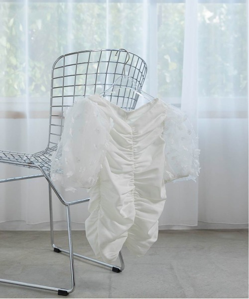 RANDA（ランダ）の「【Flower Collection】3Dフラワーシャーリングトップス（Tシャツ/カットソー・レディース・ベージュ/ブラック/ホワイト・FREE）」の7枚目の写真