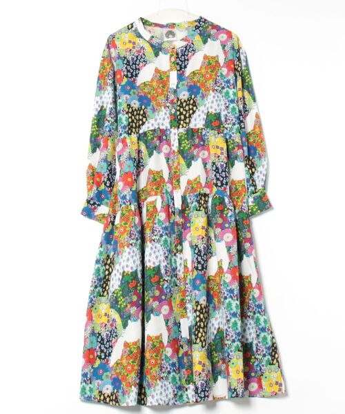 ScoLar（スカラー）の「151607：ウサギとバラ・小花柄ネコ 2柄展開ワンピース（ワンピース・レディース・ピンク/グリーン・M）」の2枚目の写真