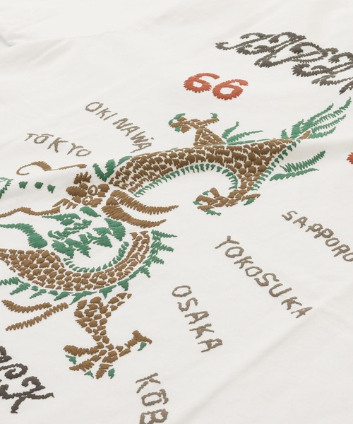 KRIFF MAYER(クリフメイヤー)の「スーベニアプリントT (龍)(Tシャツ/カットソー・メンズ・グレー/オフホワイト/コーラル/イエロー/チャコール・LARGE/X-LARGE/MEDIUM)」の13枚目の写真