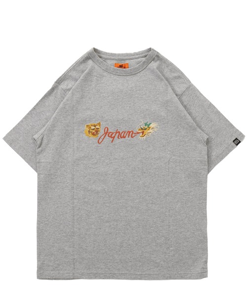 KRIFF MAYER(クリフメイヤー)の「スーベニアプリントT (龍)(Tシャツ/カットソー・メンズ・グレー/オフホワイト/コーラル/イエロー/チャコール・LARGE/X-LARGE/MEDIUM)」の16枚目の写真