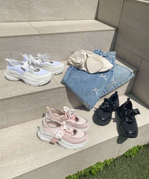 MAJESTIC LEGON(マジェスティックレゴン)の「ベルクロリボンスニーカー(スニーカー・レディース・ブラック/ピンク/オフホワイト・SMALL/MEDIUM/LARGE/X-LARGE)」の22枚目の写真